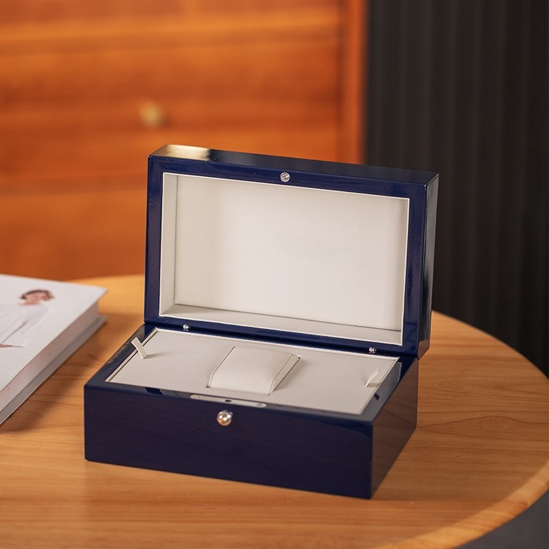 Large watch box Large watch box